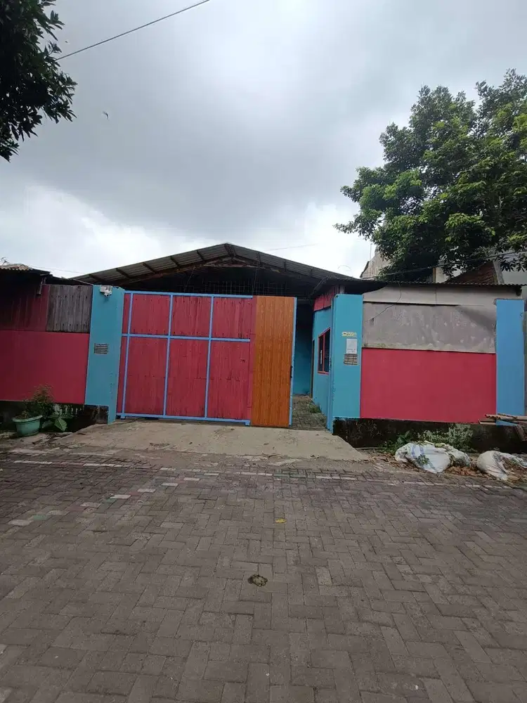 GUDANG LOKASI STRATEGIS DI MANYARAN SEMARANG BARAT