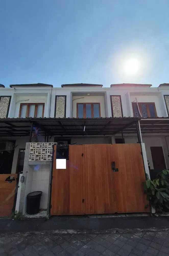 Rumah Sewa Lt. 2 Dengan 2 KT, 2 KM Lokasi Strategis  Denpasar Barat