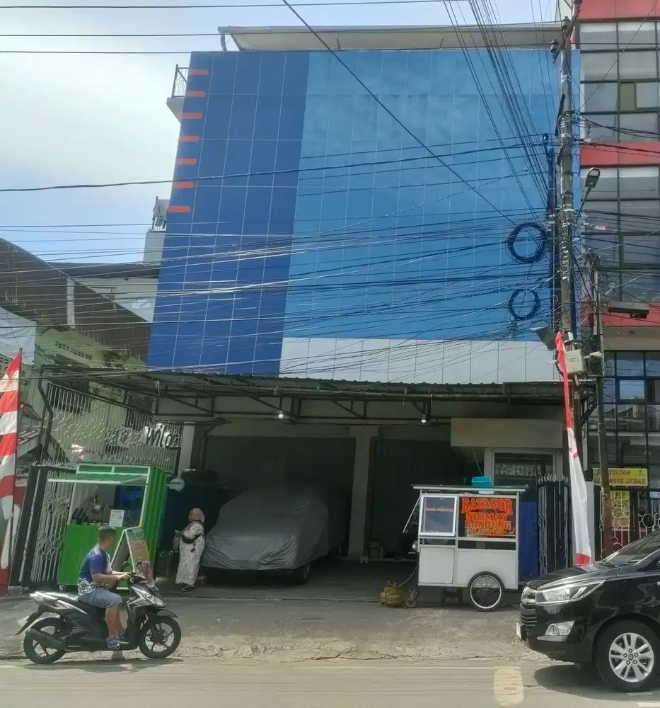 Dijual ruko 4 lantai pinggir jalan