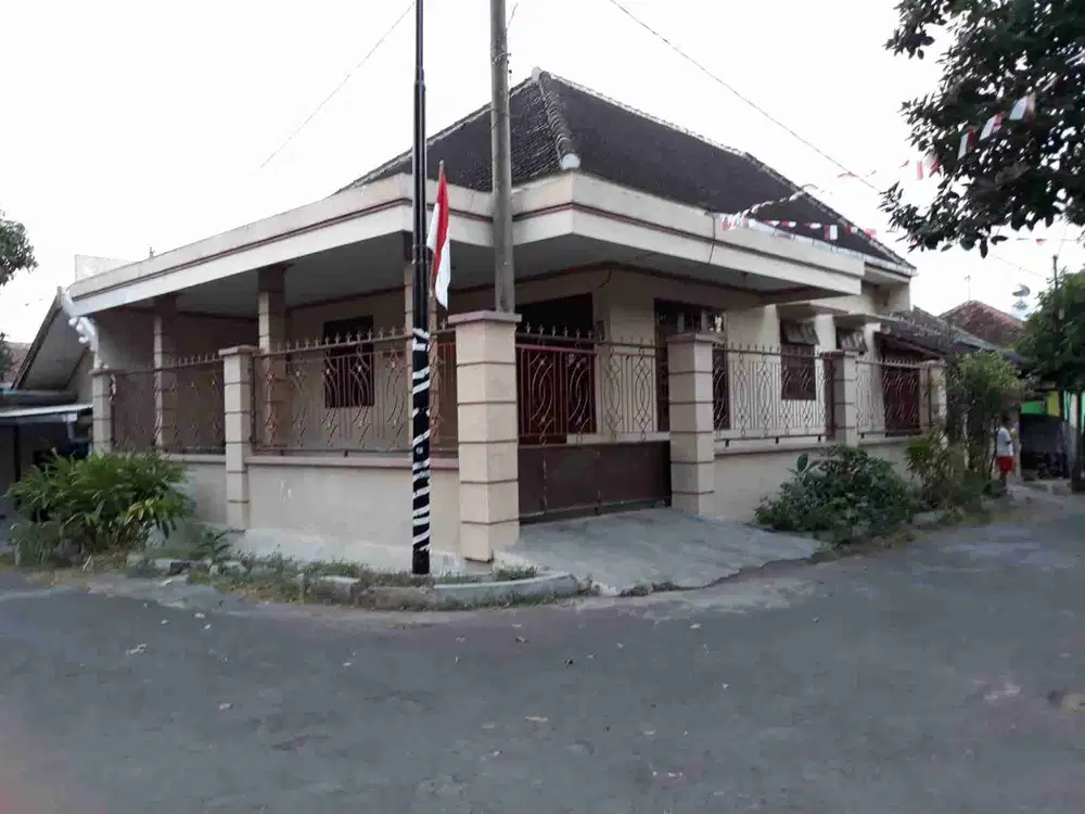 Rumah Siap Huni Di Pusat Kota Jember