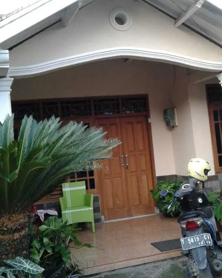 Turun Harga Rumah dan Kosan Siap Huni di Jalan Tengah Purwakarta