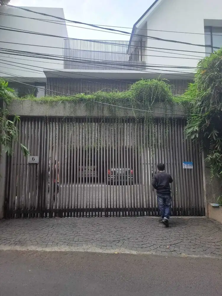 Rumah Mewah Taman Radio Dalam VI Lt456m2 Gandaria Utara Kebayoran Baru