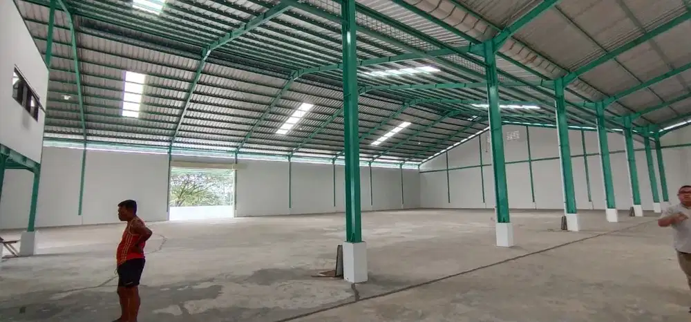 Gudang Bagus 3000 m Ada Office Row Jalan Luas di Gunung Sindur Bogor