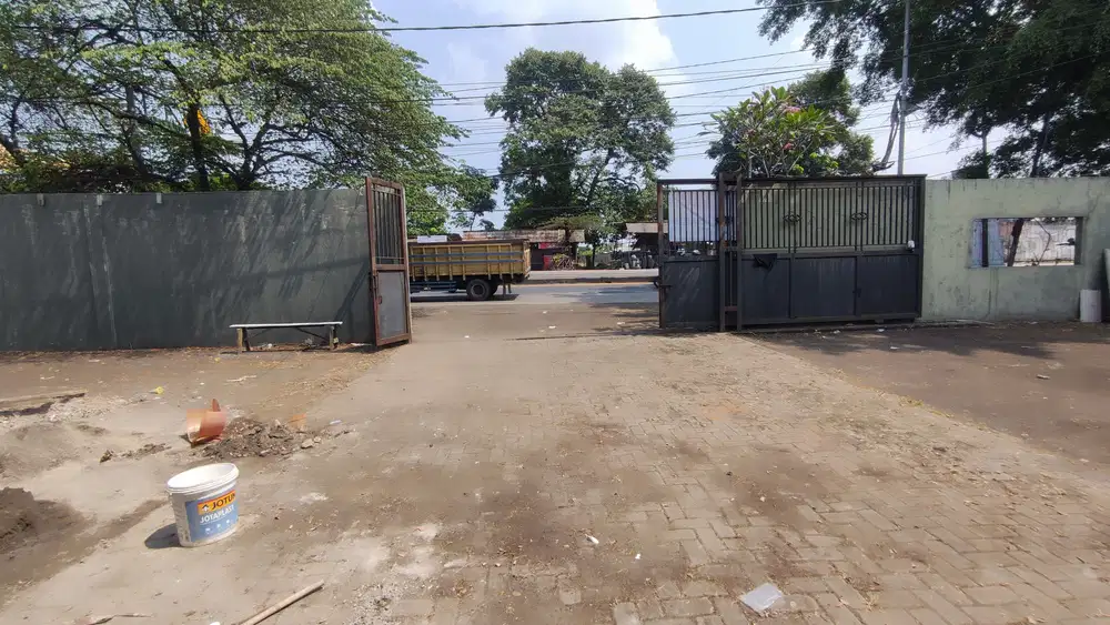 Di sewakan gudang 1000 m kemang parung bogor