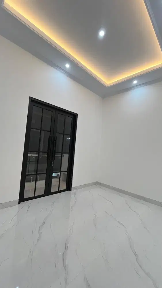 Hunian mewah 2 lantai di  lenteng agung jakarta selatan