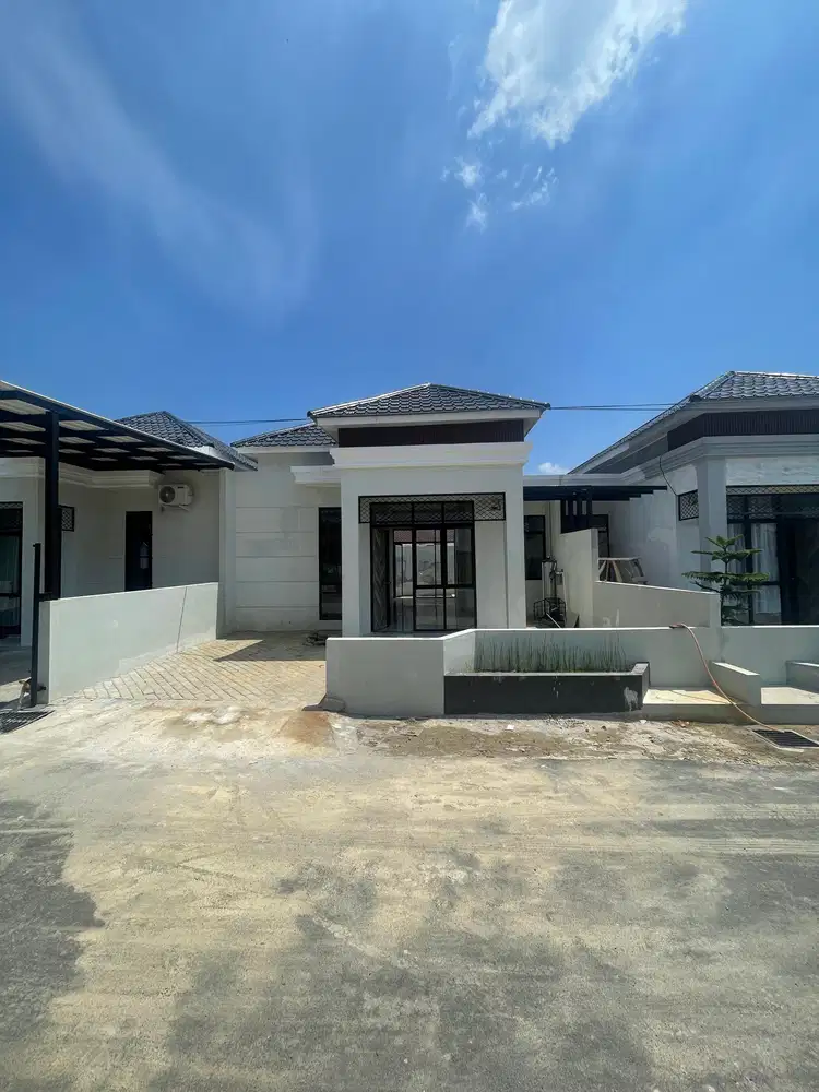 JUAL RUMAH BARU KOMPLEK DI JOHOR KARYA WISATA UJUNG, AREA JOHOR