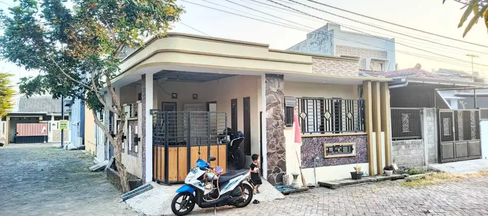 ＲＵＭＡＨ ＳＩＡＰ ＨＵＮＩ ＤＩ ＫＯＴＡ ＢＬＩＴＡＲ