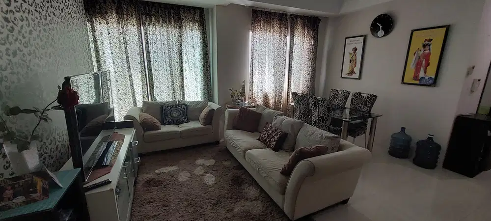 Apartemen Full Furnish 75m2, lantai 22 Apartemen Paragon Solo