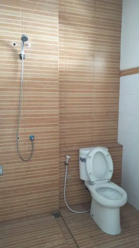 rumah 2 lantai siap huni di kelapa gading di sewakan