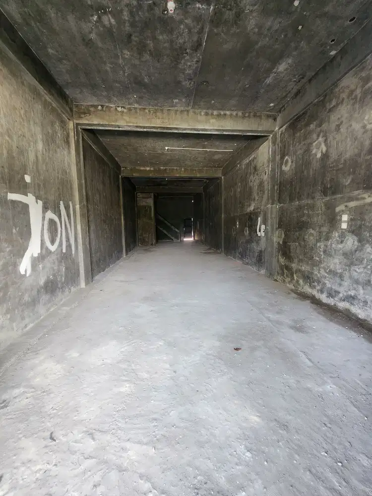 Ruko gandeng dekat ke Bandara, cocok untuk bisnis.