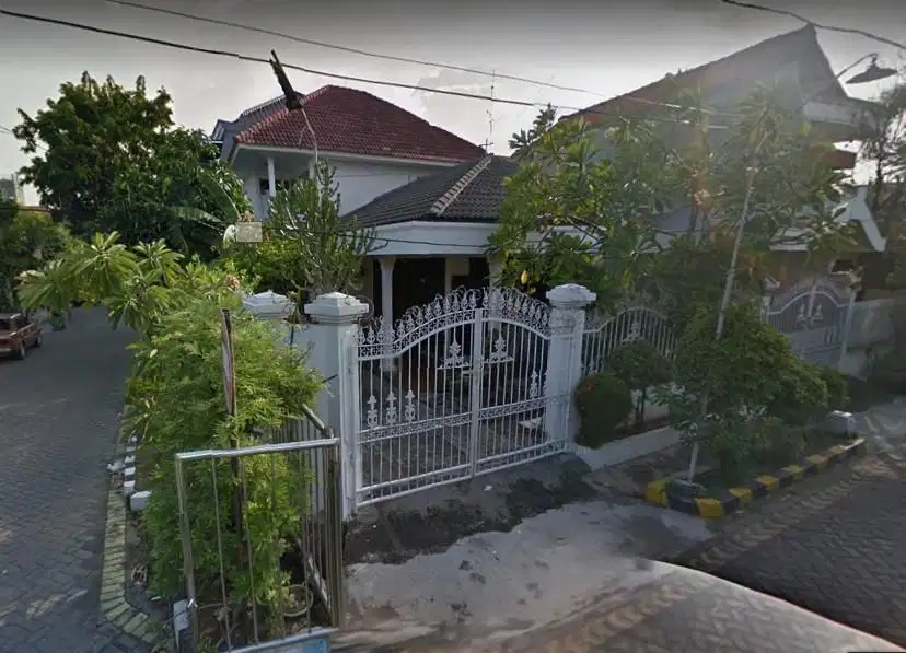 Rumah 2 LT Siap Huni: Lokasi Istimewa: Hoek