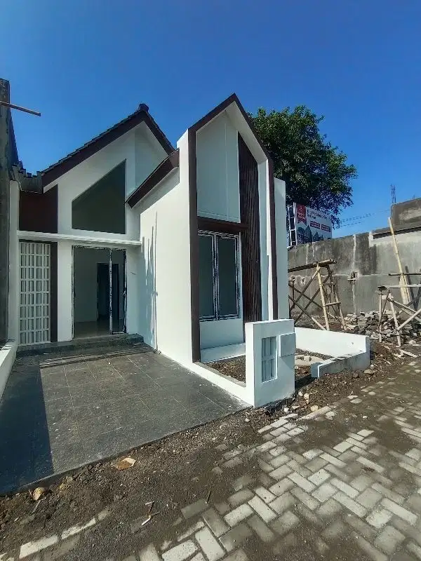 Runah di brebes desian moderen