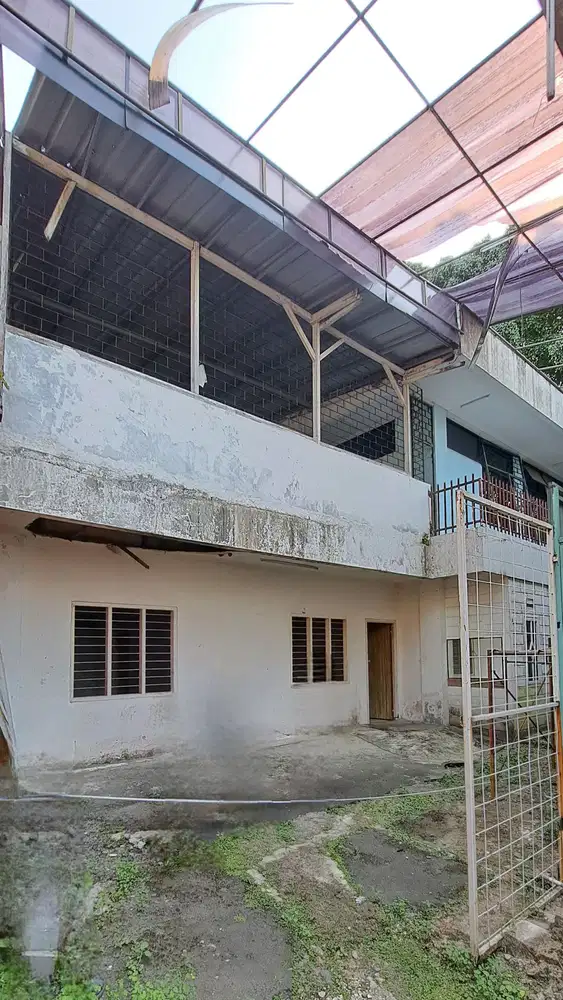 Sewa Bangunan Komersial Strategis di Jalan Pahlawan, Bondongan - Bogor