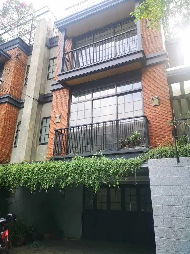 Rumah Murah Terawat Dalam Cluster Di Cipete Jakarta Selatan