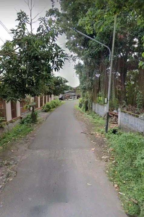 Tanah di Tengah Kota Manado