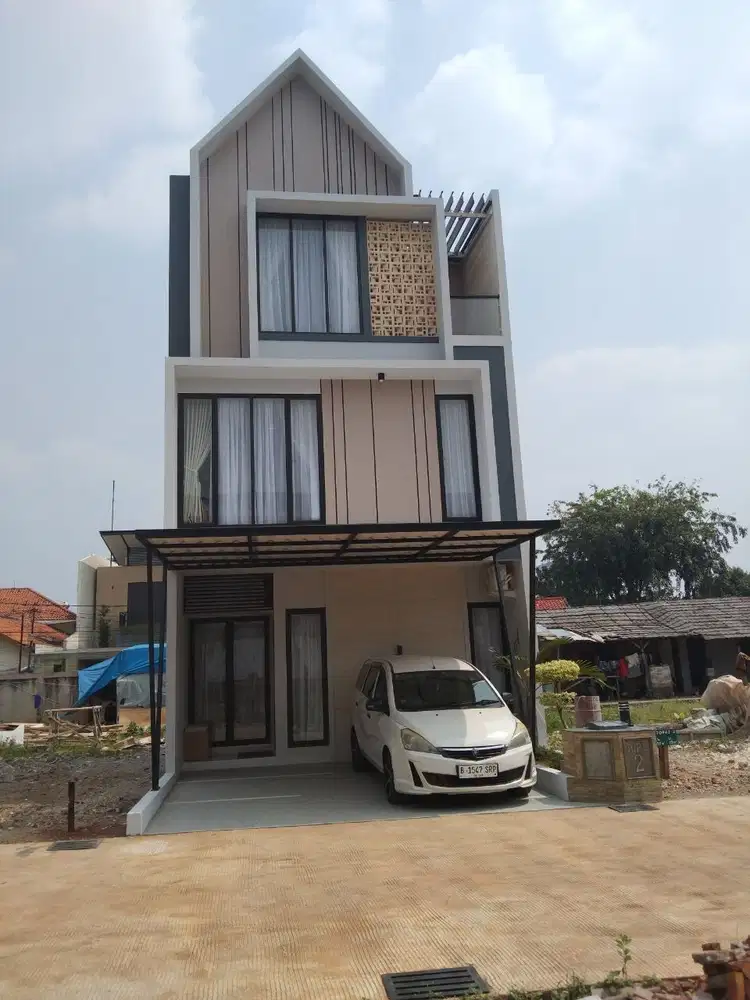 Dijual Rumah Dekat Pejaten Village, Kampus UNAS dan Tol Simatupang