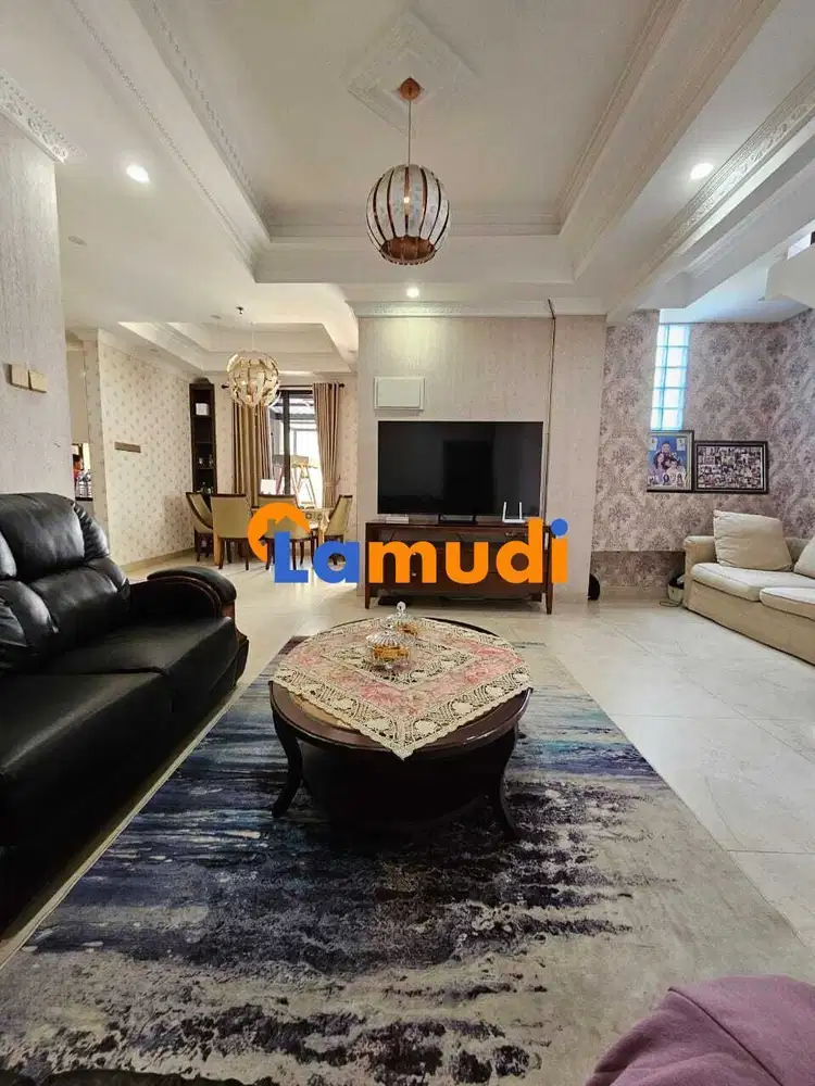 Dijual 3 Bedroom Cosmo Park Rumah diatas Mall Thamrin city