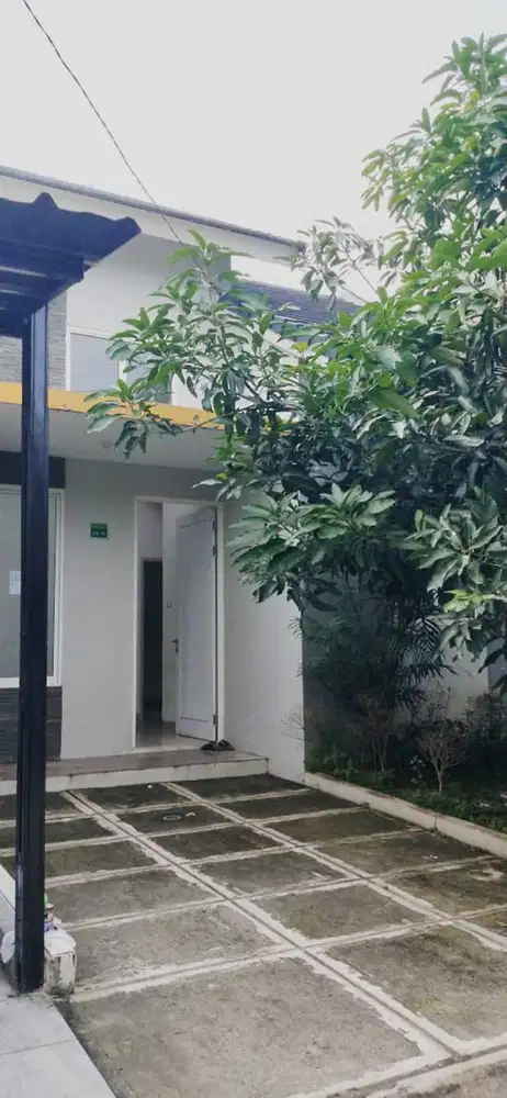 Rumah Strategis 15 Menit ke RSU Hermina Serpong 1 Lt Siap Huni J-37350