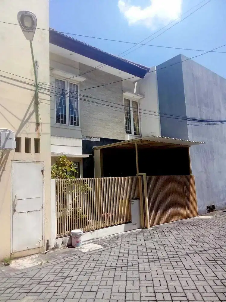 Rumah second siap huni murah di dukuh kupang 2 lantai