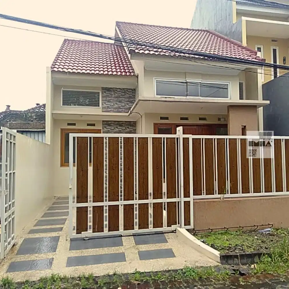 Rumah Siap Huni Perumahan Sulfat 6 Menit RS Lavalette Malang