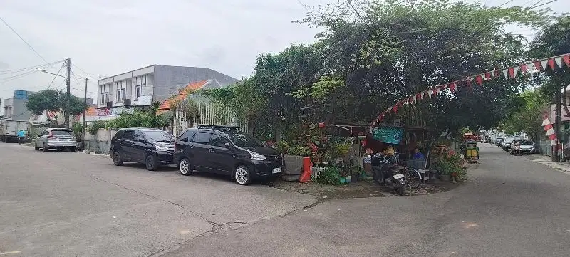 Dijual Rumah Lawas dekat Stasiun KRL Tangerang