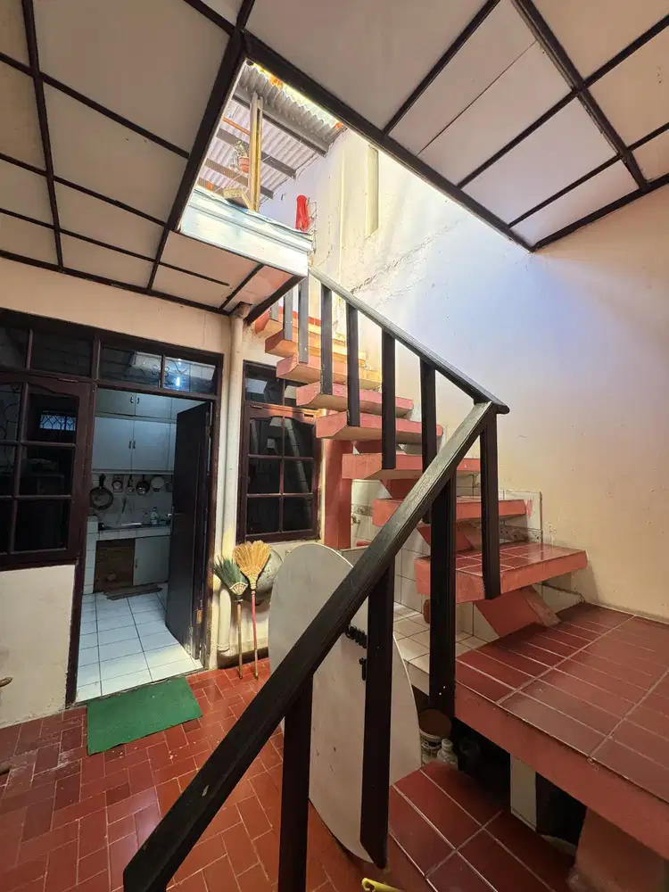 DIJUAL RUMAH DIDEKAT PUSAT KOTA JALAN SAWAH KURUNG BANDUNG