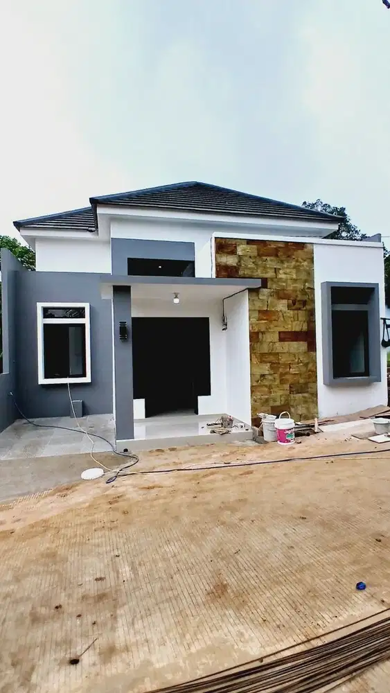 Rumah Ready Stock 1 Lantai di Perbatasan Sawangan Dan Citayam