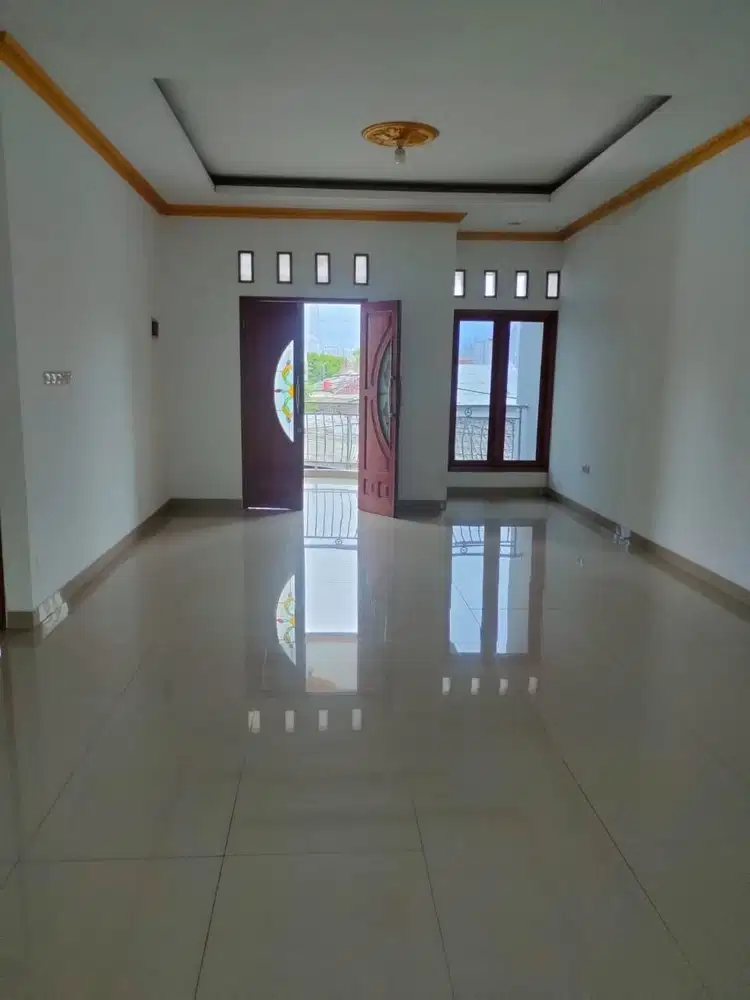 Disewakan Rumah Tanjung Priuk 2,5 lantai
