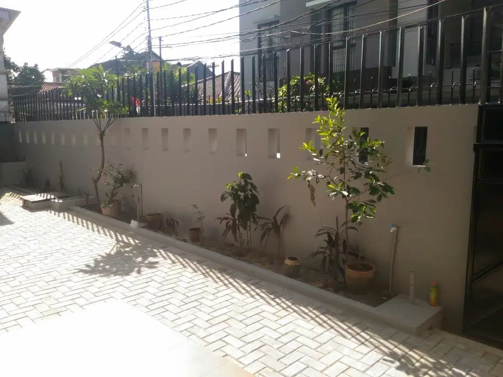 Sewa Rumah Premium di Dharmawangsa