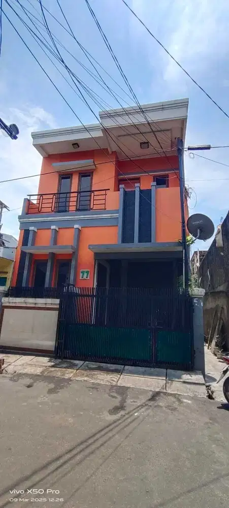 Rumah Siap Huni Akses Mobil di Warakas Hanya 7 Menit ke Mall Sunter