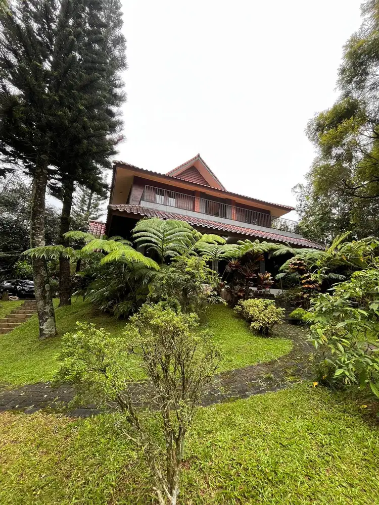 Villa Puncak belakang Vimala Hills 3 Jutaan permeter