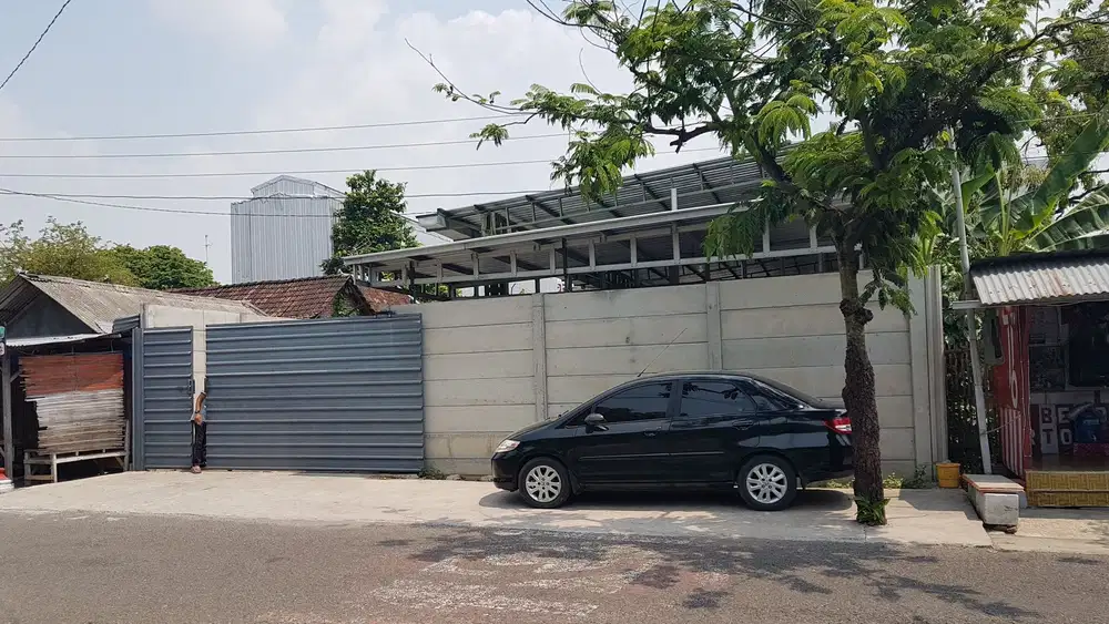 RUMAH PEDOPO + GARASI 400 m2 DI SRAGEN KOTA, JAWA TENGAH