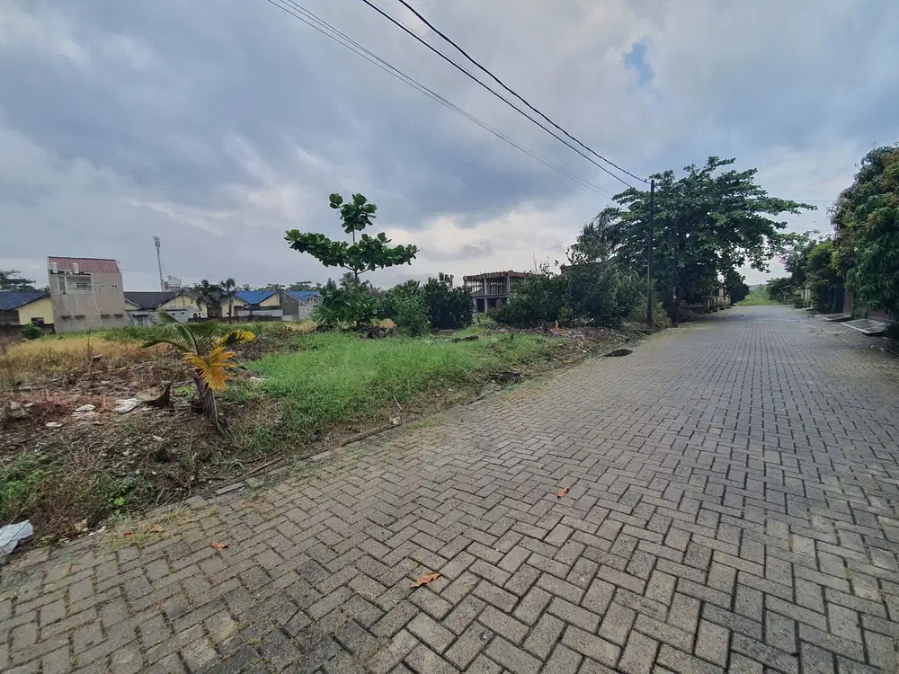 TANAH DALAM KOMPLEK LOKASI STRATEGIS DI JOHOR EKA SURYA