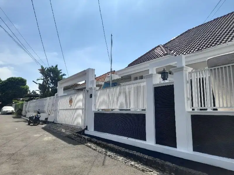 Dijual Guest House dekat GOR Padjajaran ,  langsung panen