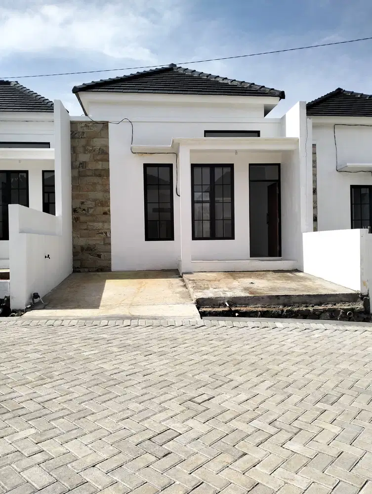 Rumah MURAH 1LT SHM lokasi selangkah SMAN 9 Banyumanik Semarang