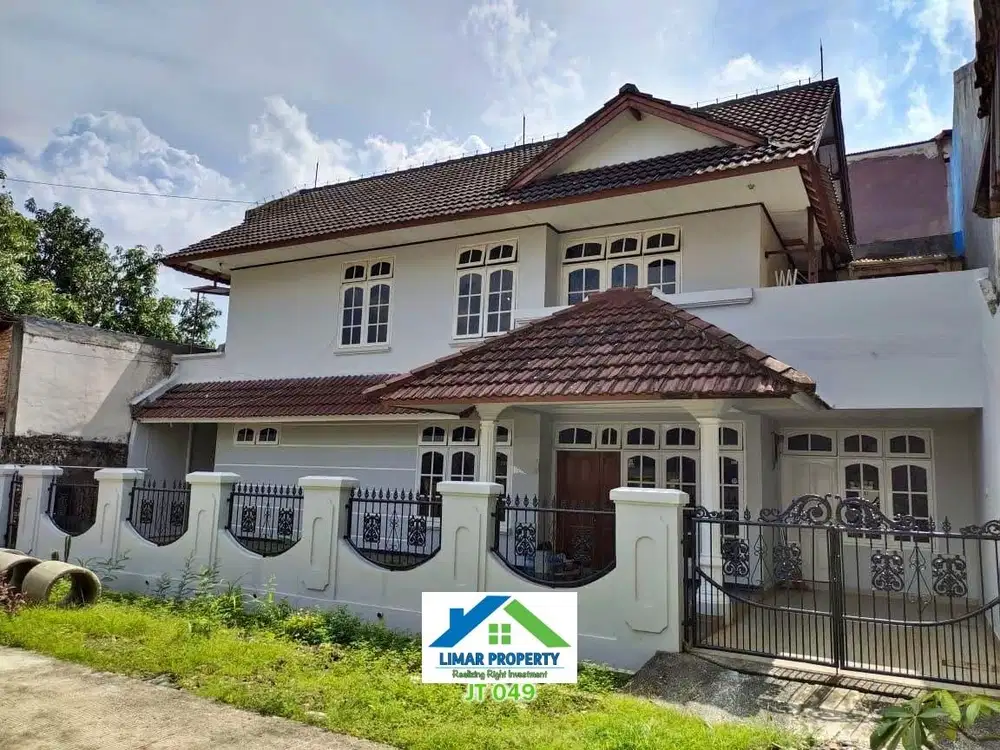 Rumah 2 Lantai Siap Huni Harga Terbaik di Pondok Kelapa, Jakarta