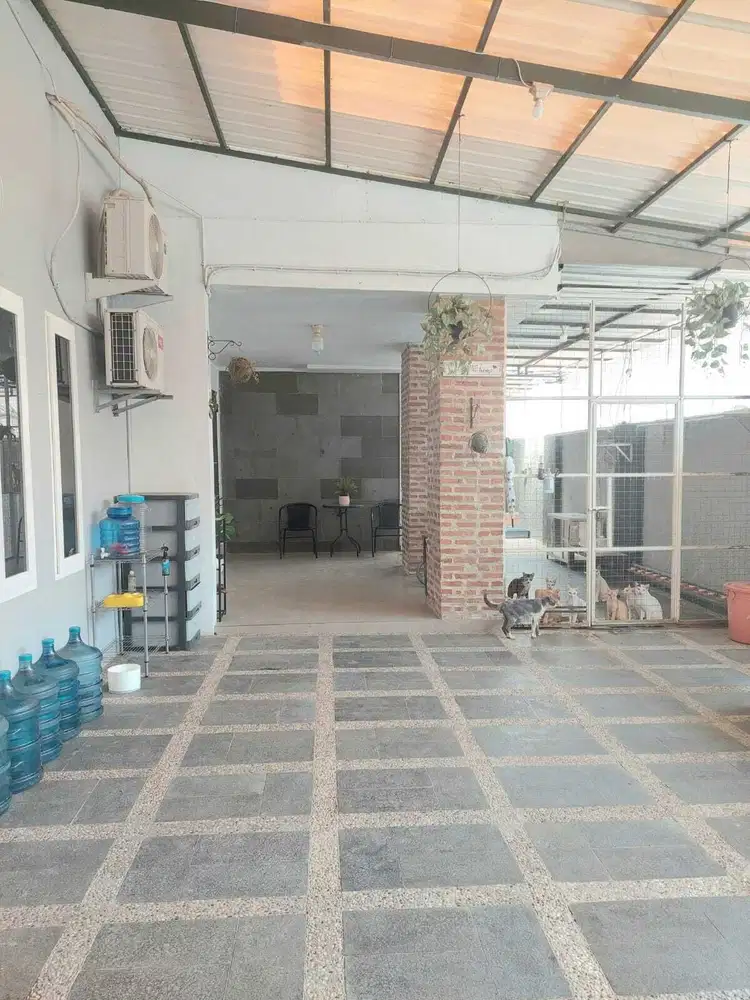 Rumah + toko di kota Indramayu