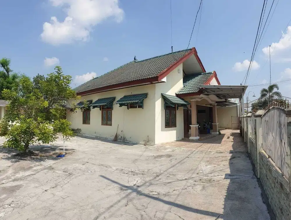 Rumah Mewah & besar hanya 36jt, 4 kamar tdr, Gayamprit, Klaten Selatan