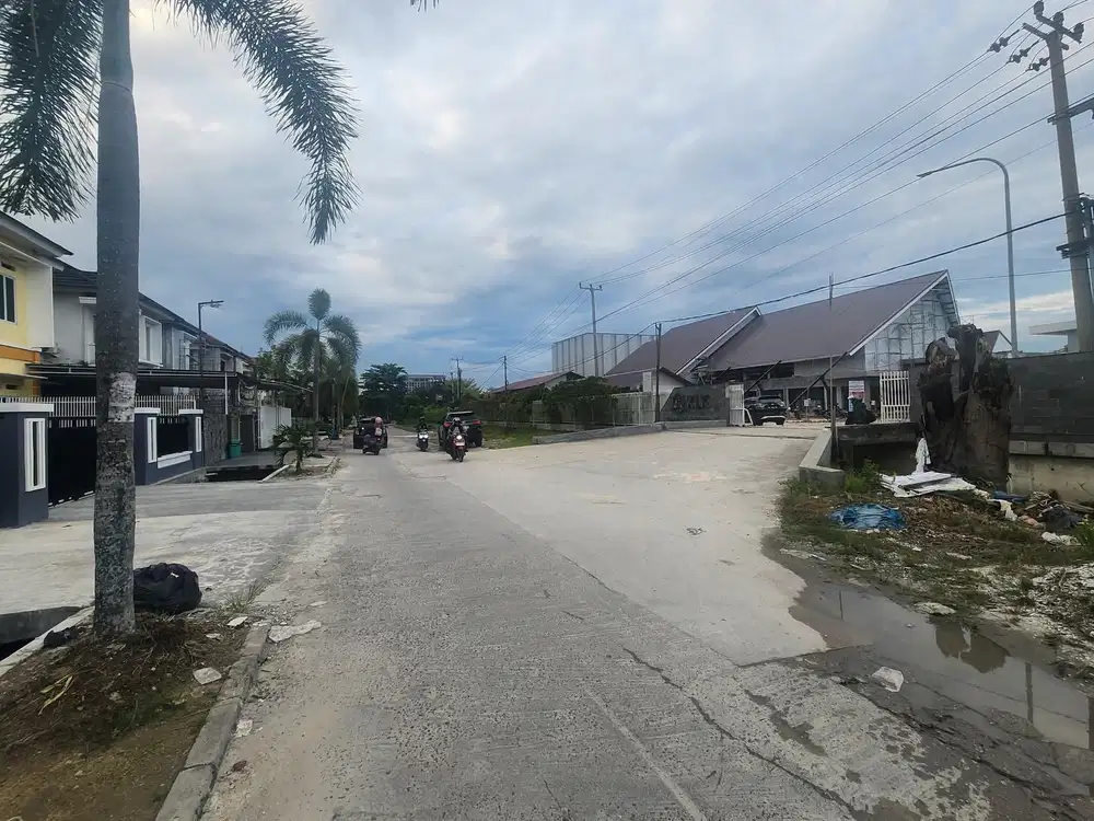 Tanah 20x75, Dekat Mall SKA dan kampus Pelita Indonesia