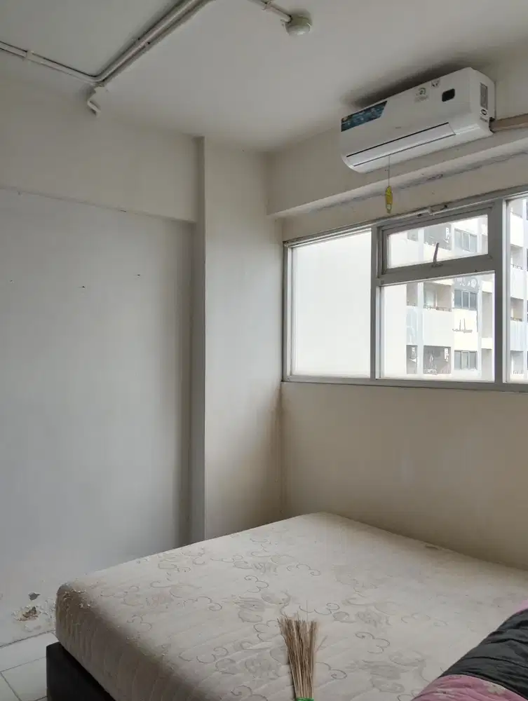 DISEWAKAN APARTEMEN SENTRA TIMUR RESIDENCE UNFURNISH