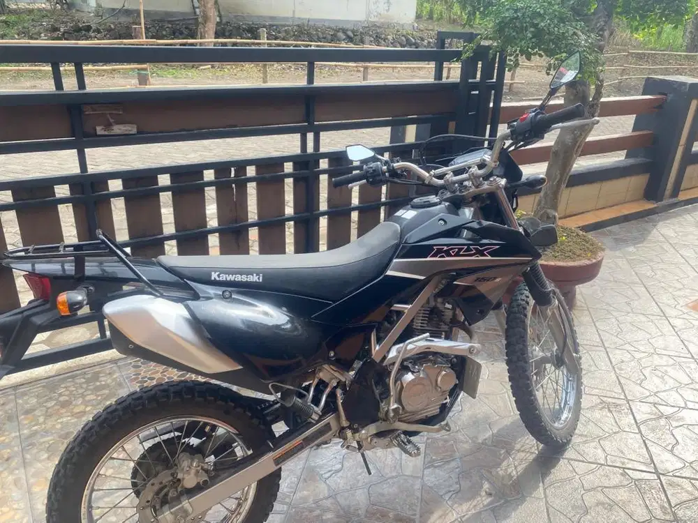 Dijual KLX S THN BARU KONDISI MASIH MULUS