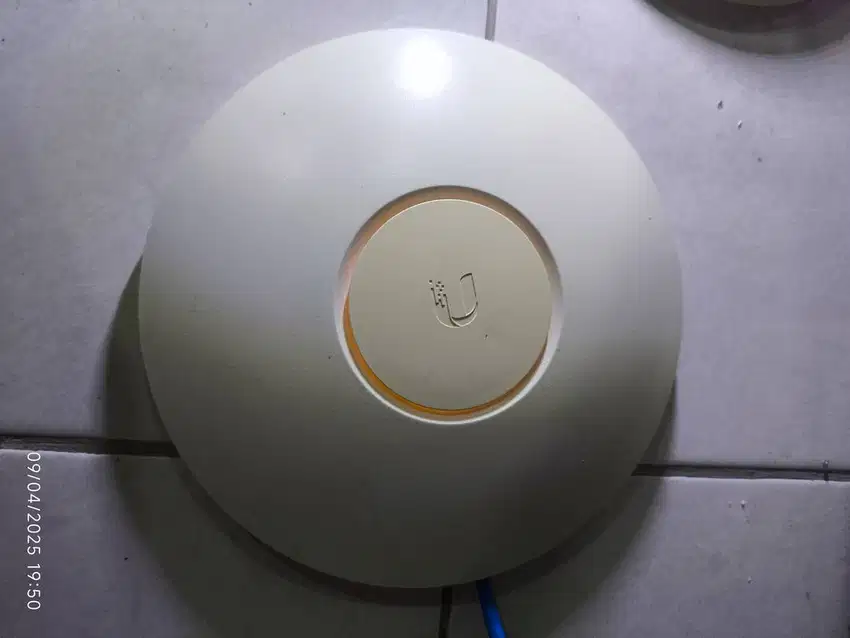 Ubiquiti Unifi UAP Wireless Access Point Unifi AP LR AP Bekas