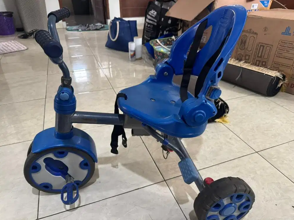 Sepeda Roda Tiga - Little Tikes