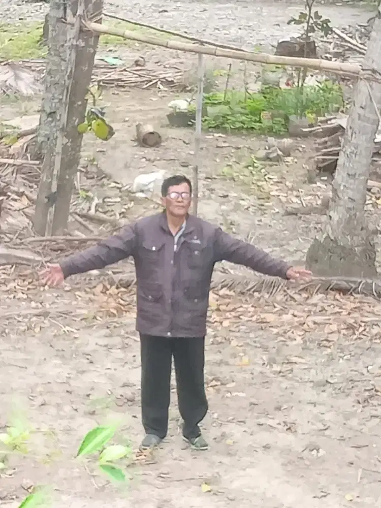 Tanah di pinggir sungai,ke jln protokol 15m