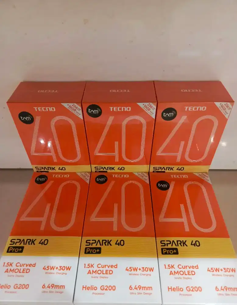 Tecno Spark 40 Pro Plus 8+8/256 Cocok untuk Hadiah Wisuda