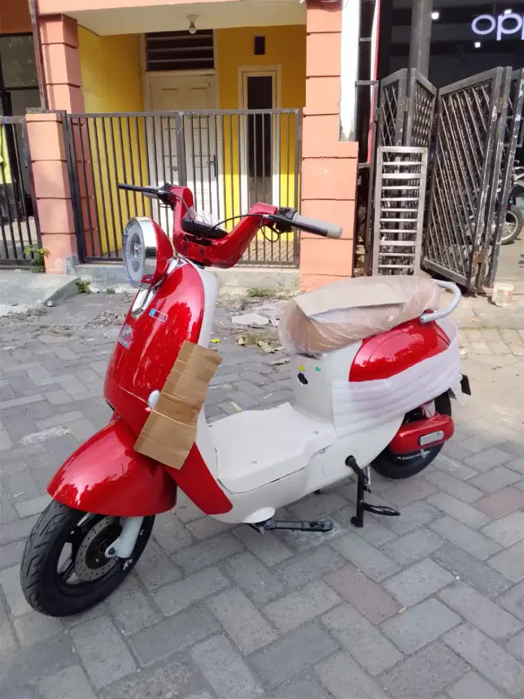 SEPEDA LISTRIK KHUSUS HARI INI DISKON 1 JUTA