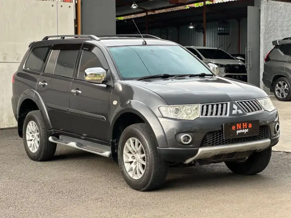 Mitsubishi Pajero Sport Exceed 2.5 matic 2011 istimewa