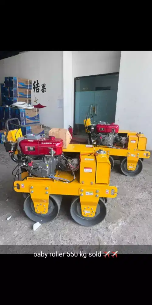 Baby roller untuk perata jalan