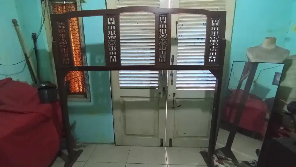 KAYU EX DISPLAY KAIN