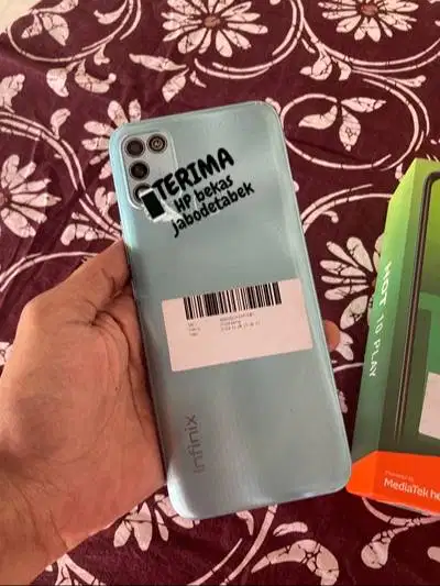 nyari invinix Zero buat ngegame